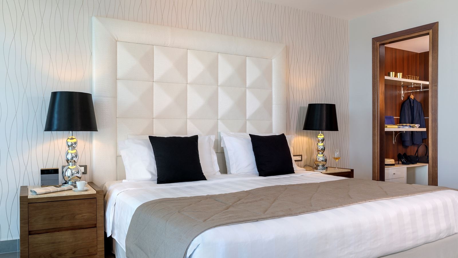 rooms-executive-suite-with-private-pool--sea-view