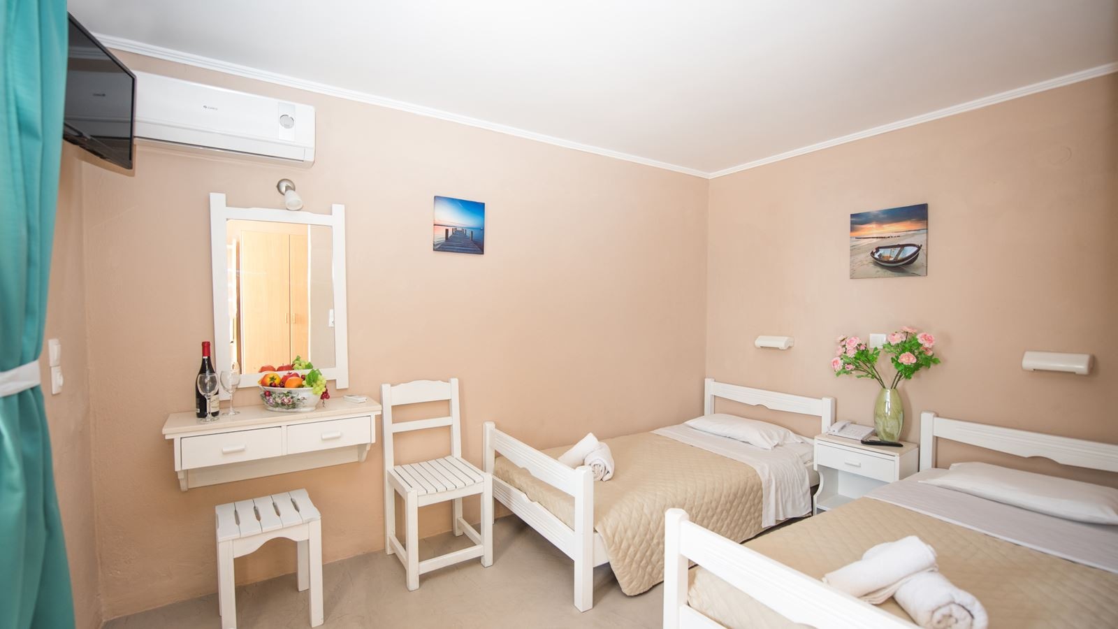 rooms-double-room-land-view