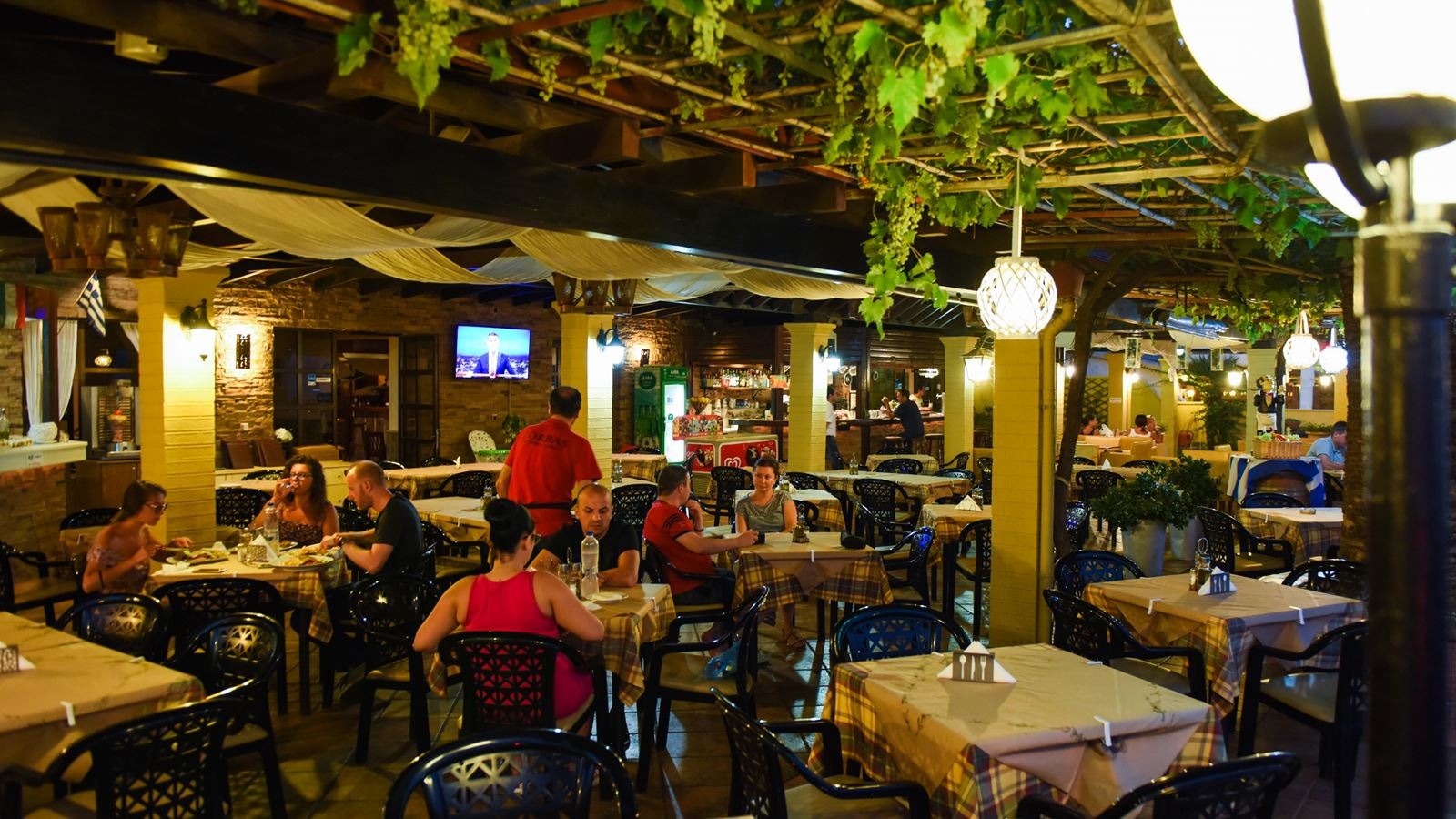 restaurants-mega-restaurant