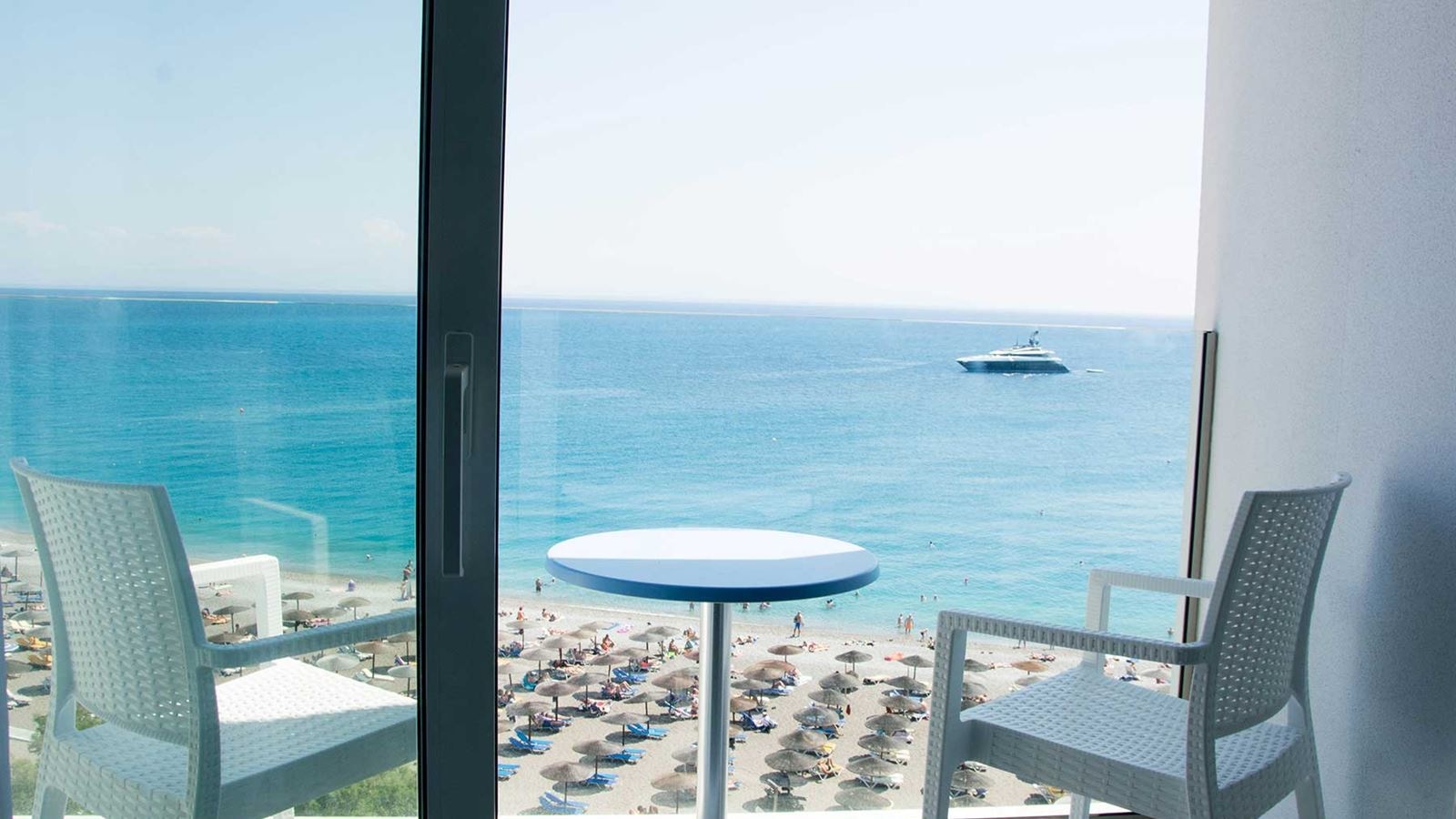 rooms-double-sea-view-room-balcony