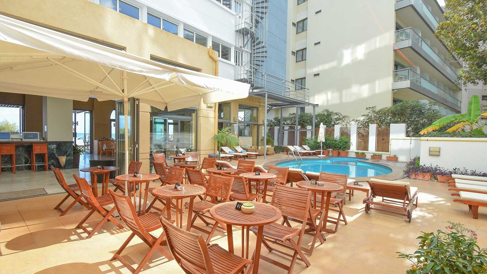 bars-a-la-carte-snack-bar