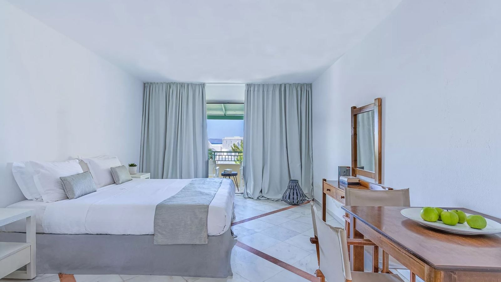 rooms-room-comfort-annex-double-with-living-room