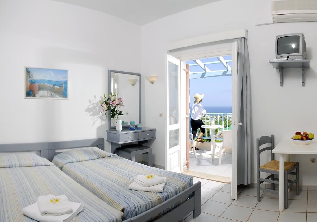 rooms-studio-standard-twin-seaview