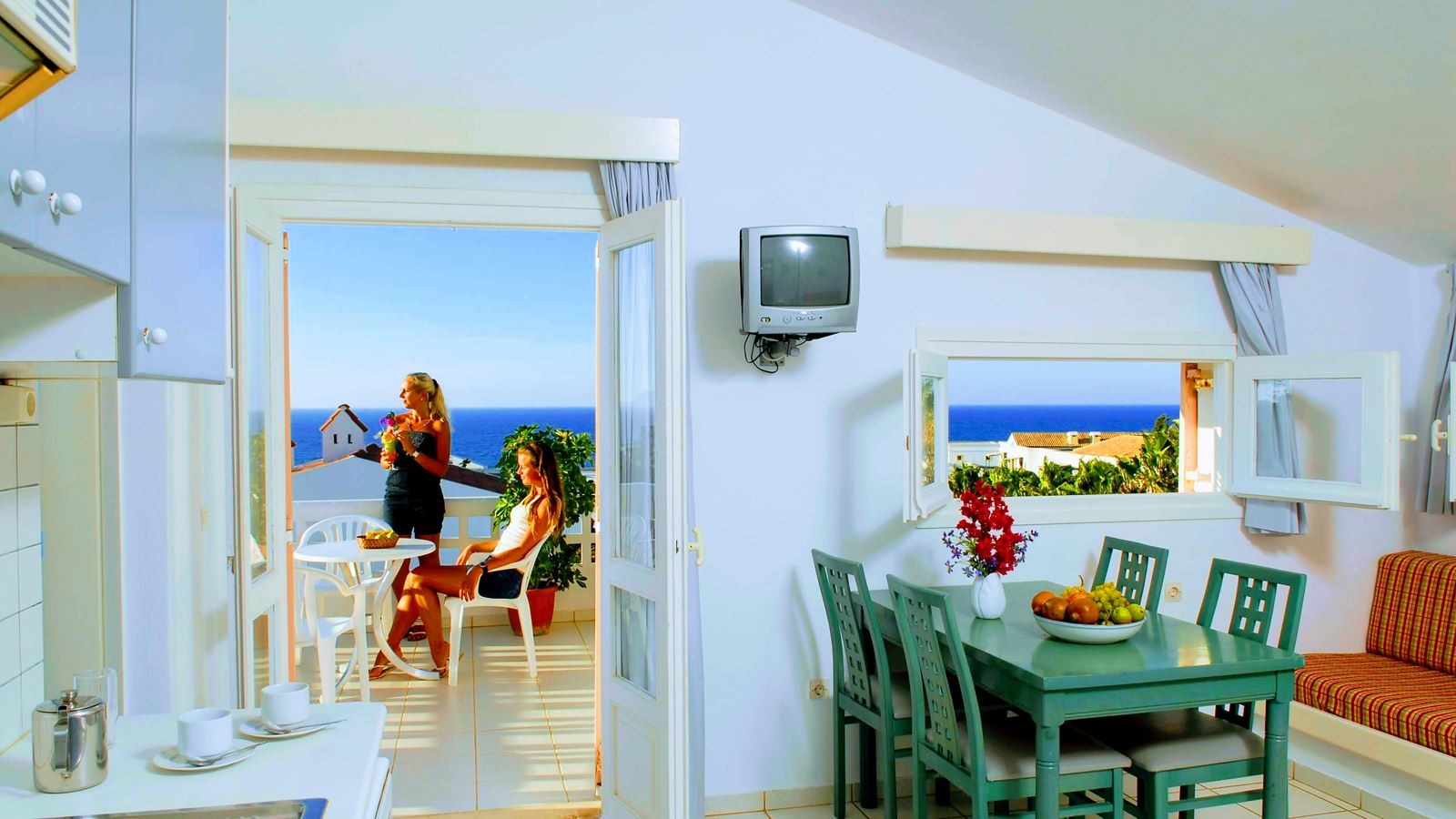 rooms-apartment-1-bedroom-seaview