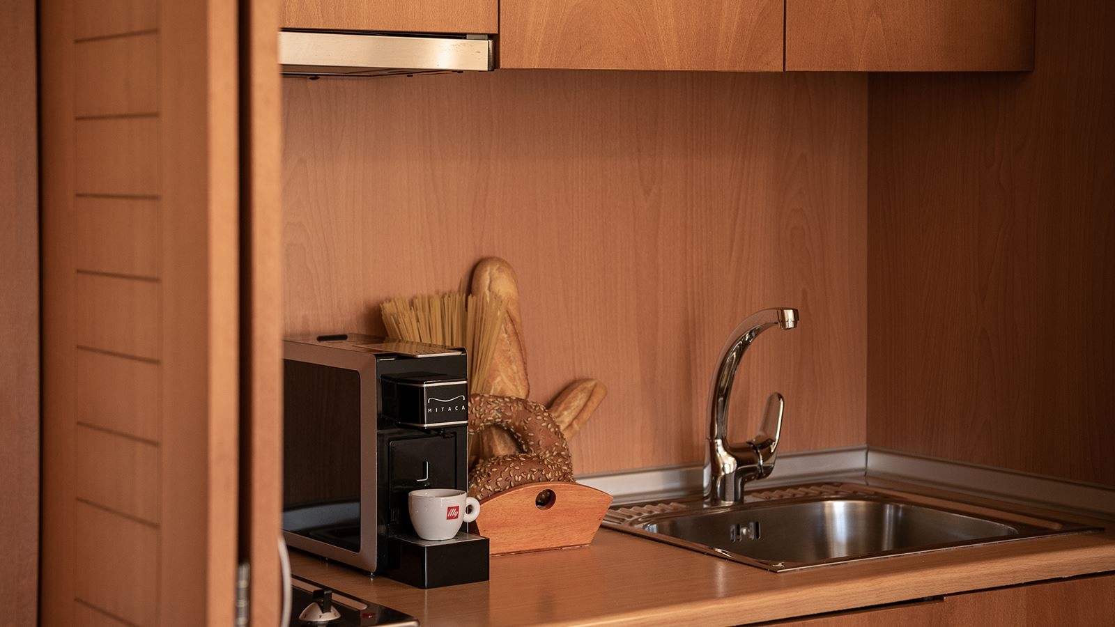 rooms-inland-view-room