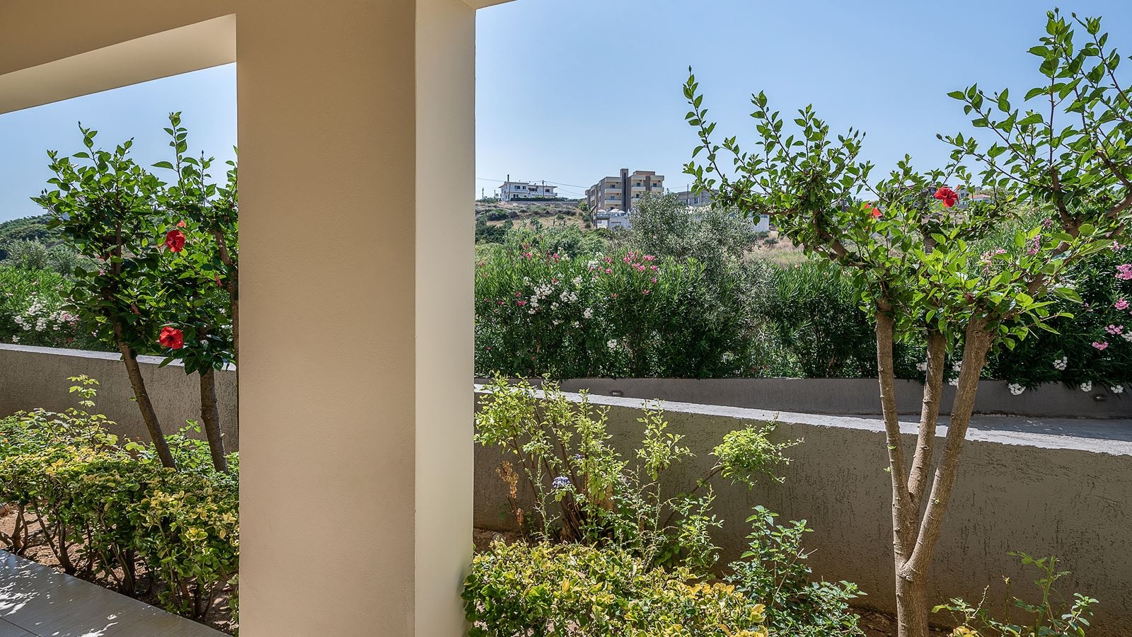 rooms-inland-view-suite