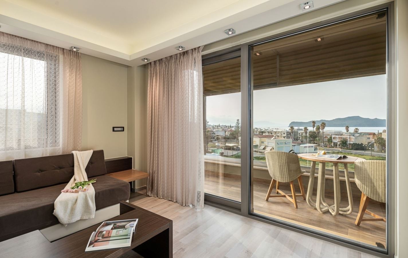 rooms-luxury-maisonett-with-private-pool-sea-view