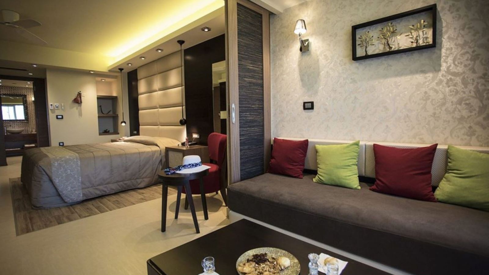 rooms-luxury-execuruve-suite-sea-view