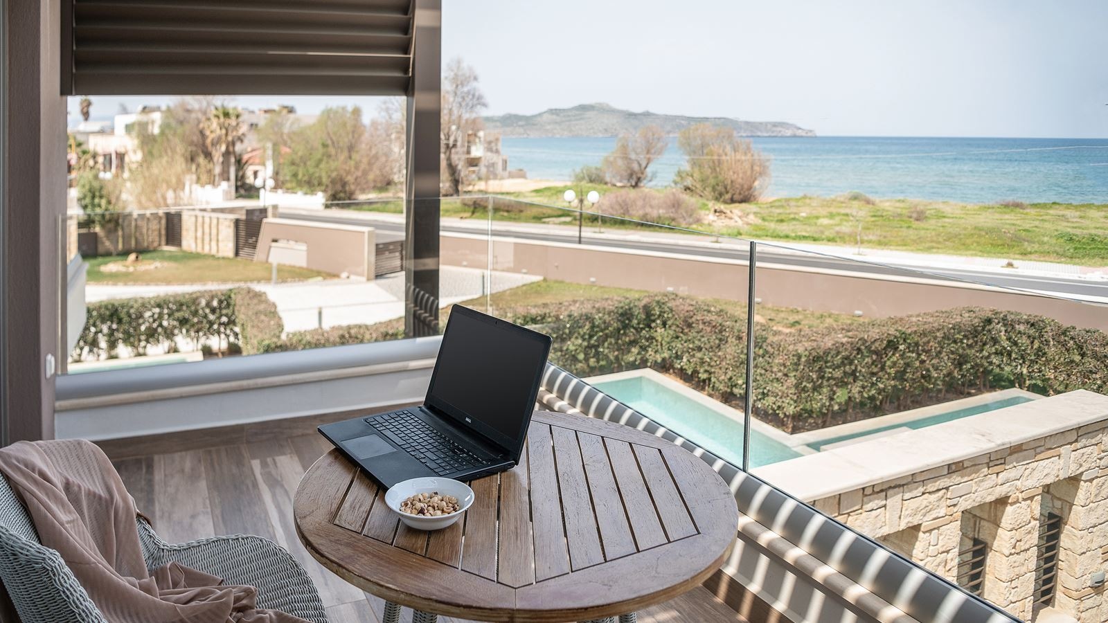 rooms-luxury-execuruve-suite-sea-view