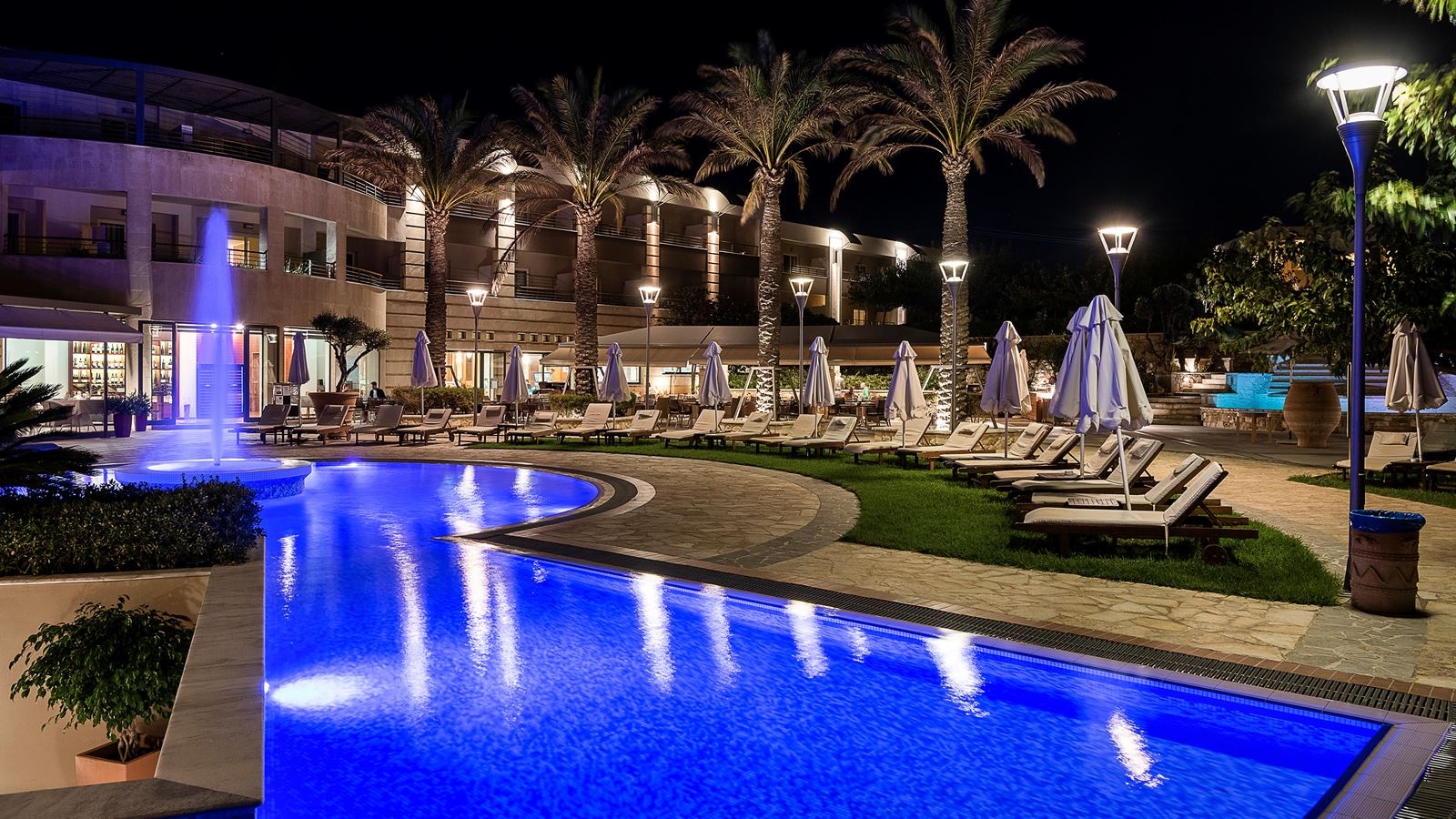 pools-outdoor-childrens-pool