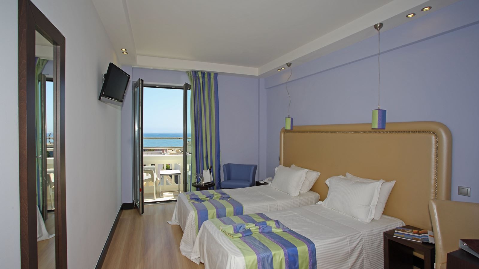 rooms-standard-triple-room