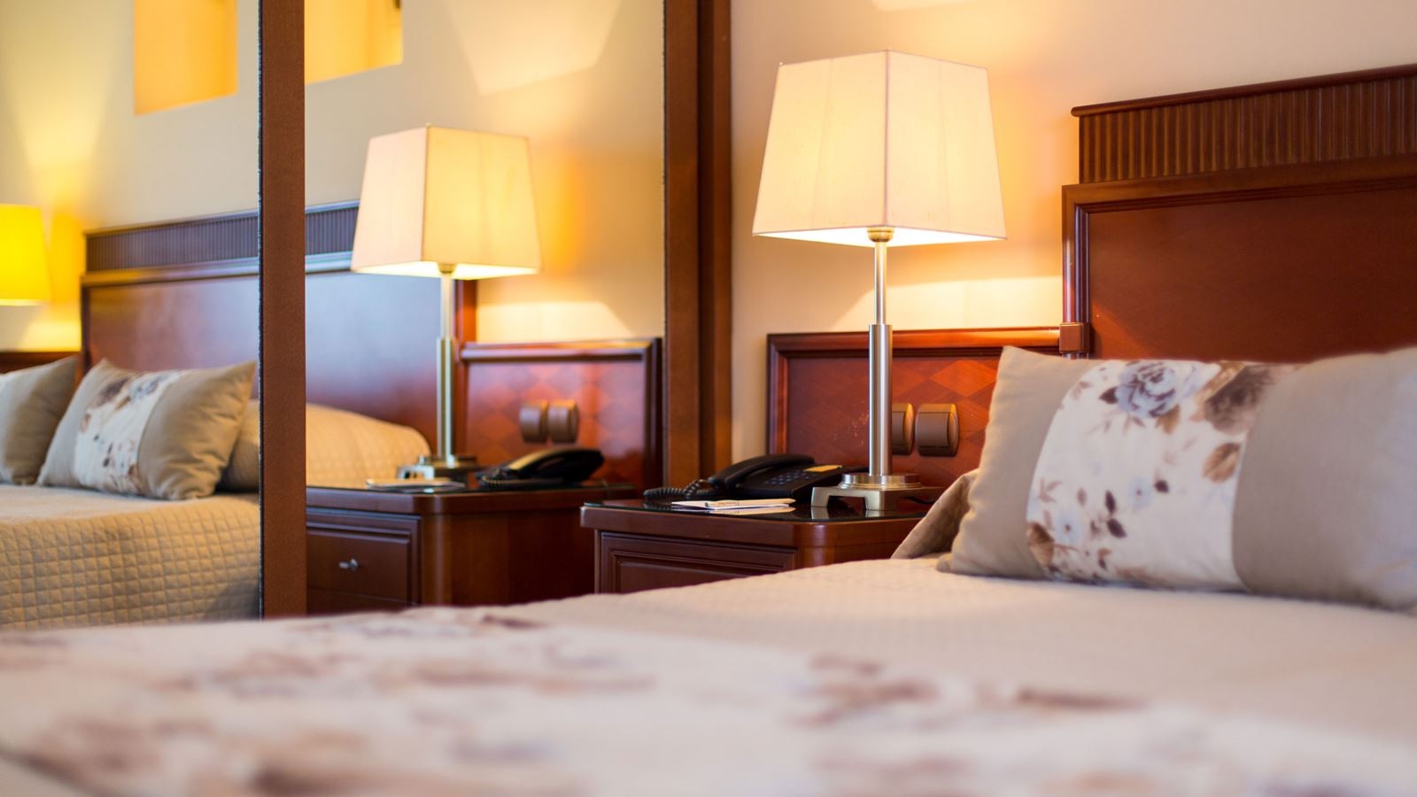 rooms-superior-room-with-jacuzzi