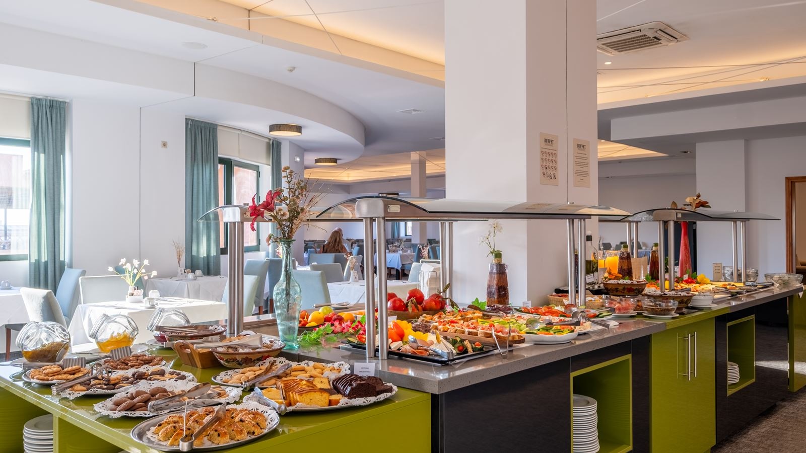 restaurants-restaurants