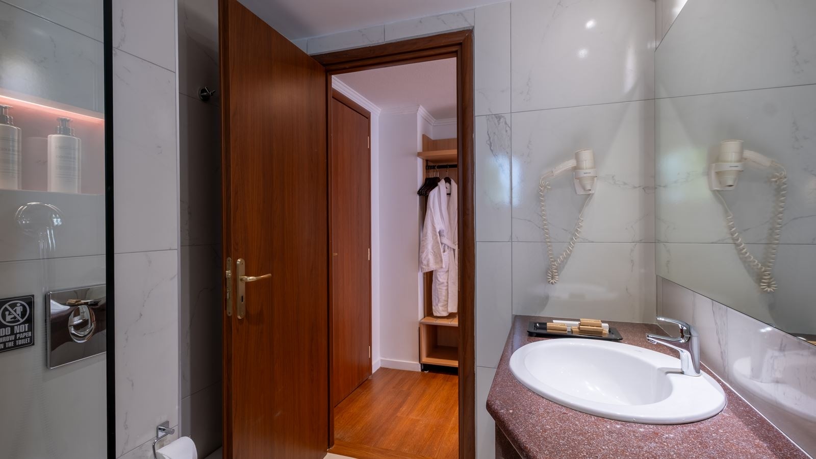 rooms-double-executive-room-sea-view