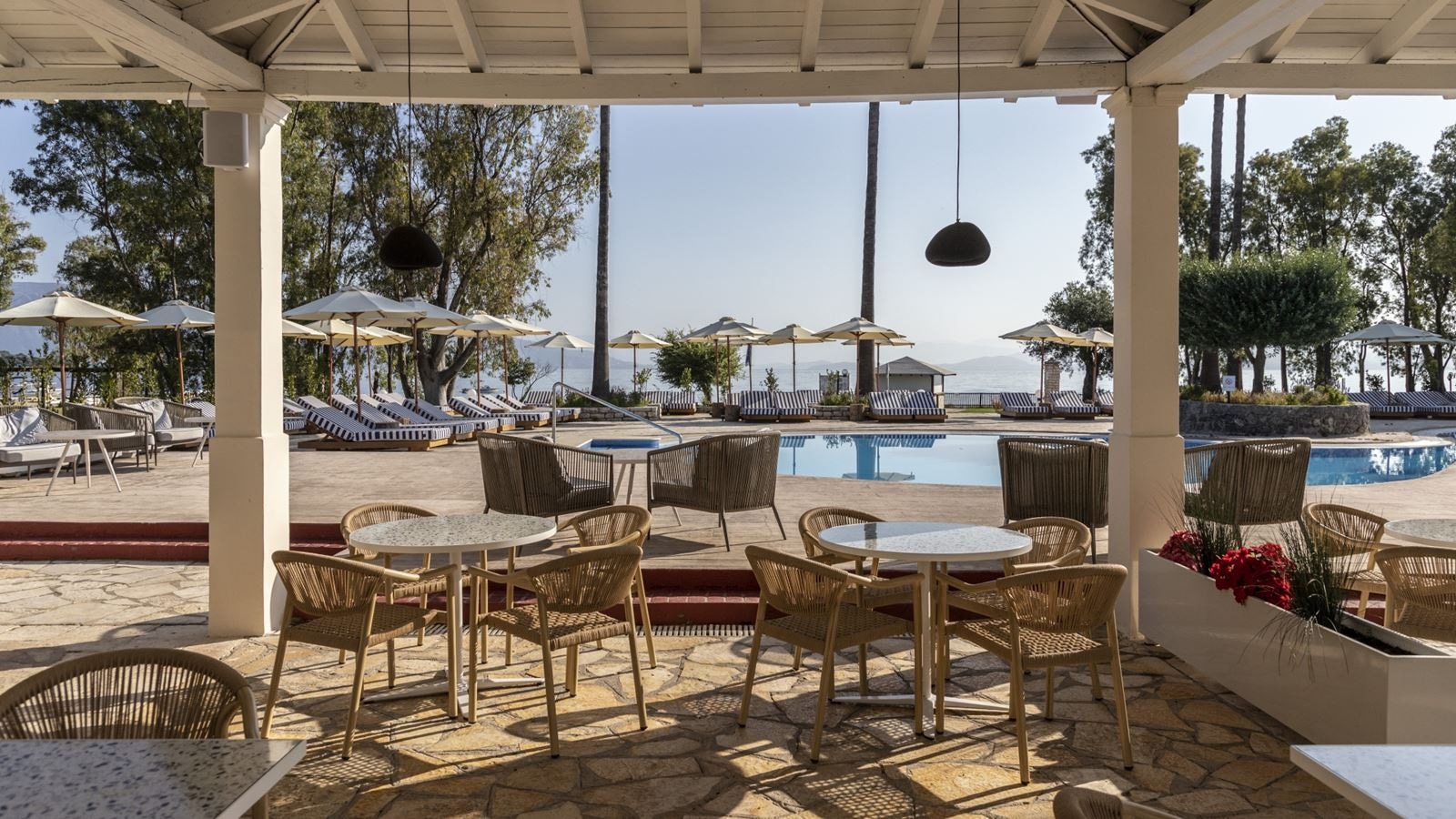 restaurants-pavillion-snack-bar