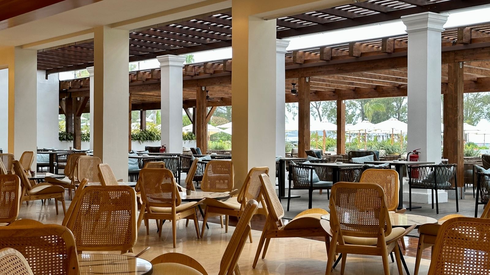 bars-nymphy-main-bar