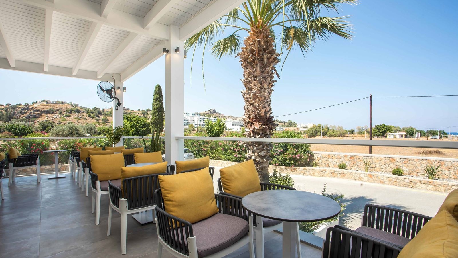 bars-main-bar-bacchus