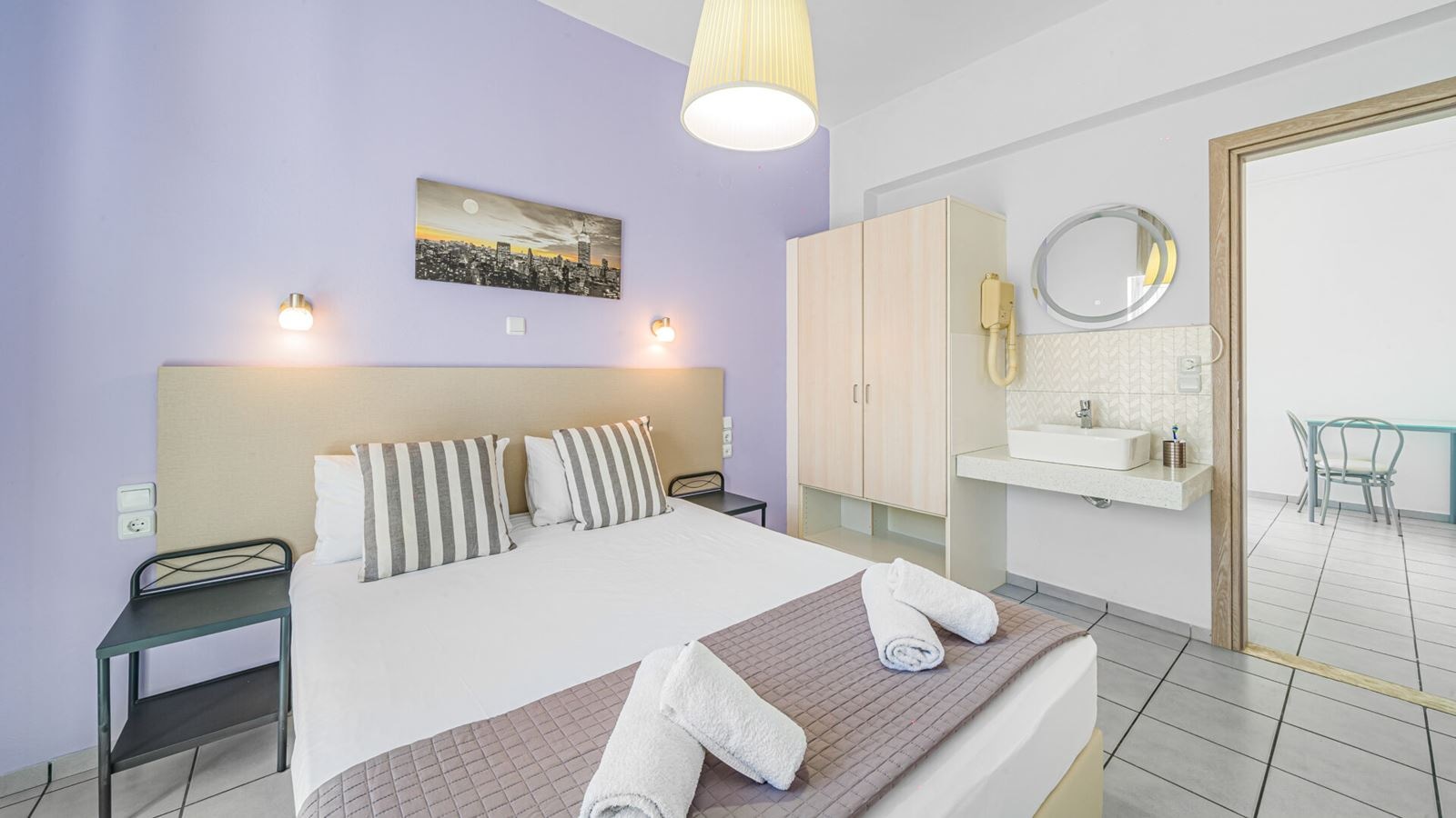 rooms-superior-1-bedroom-apartment-balcony-or-terrace