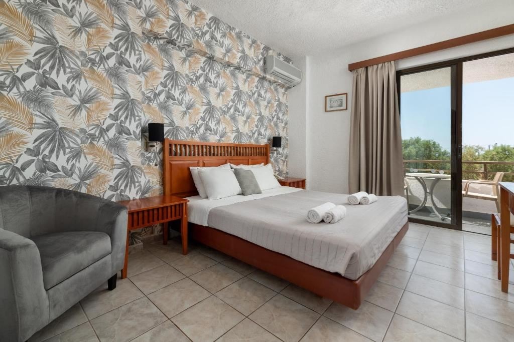 rooms-double-standard-room-balcony-or-terrace