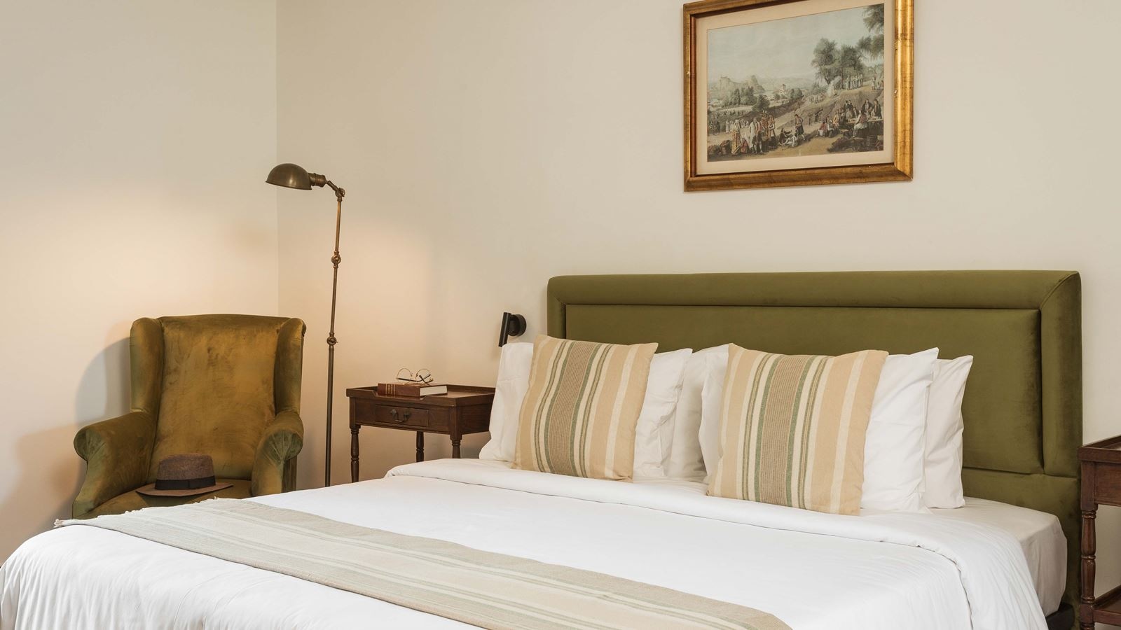 rooms-botanica-room-private-balcony