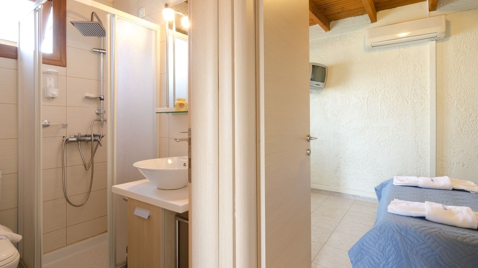 rooms-family-room-3pax