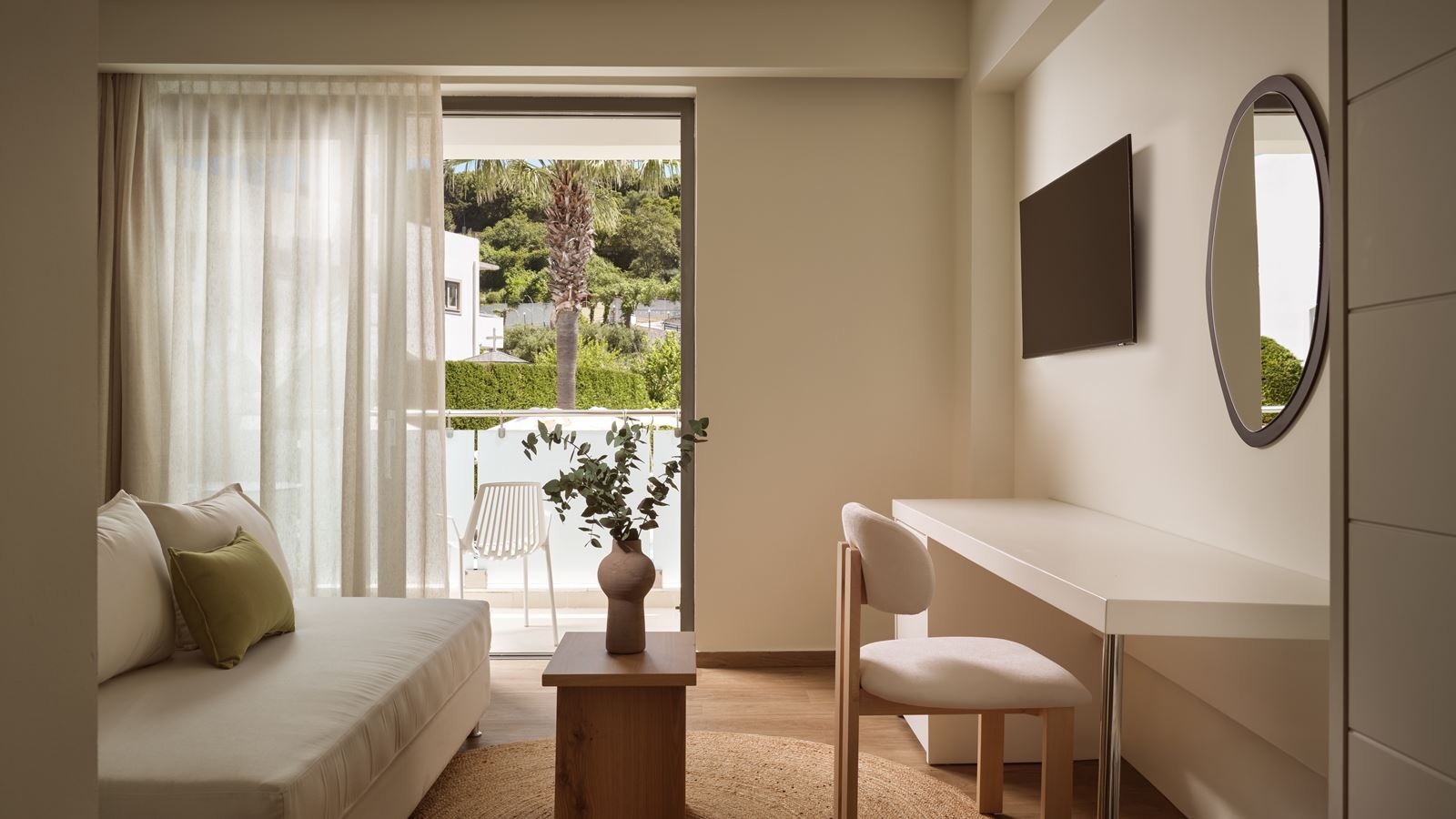 rooms-premium-deluxe-room