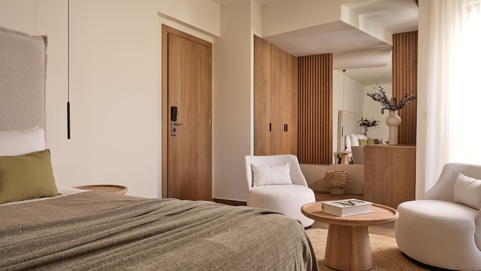 rooms-executive-room
