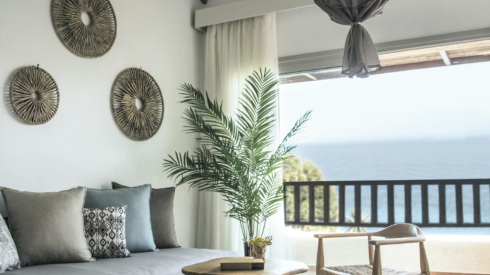 rooms-loft-suite-sea-view