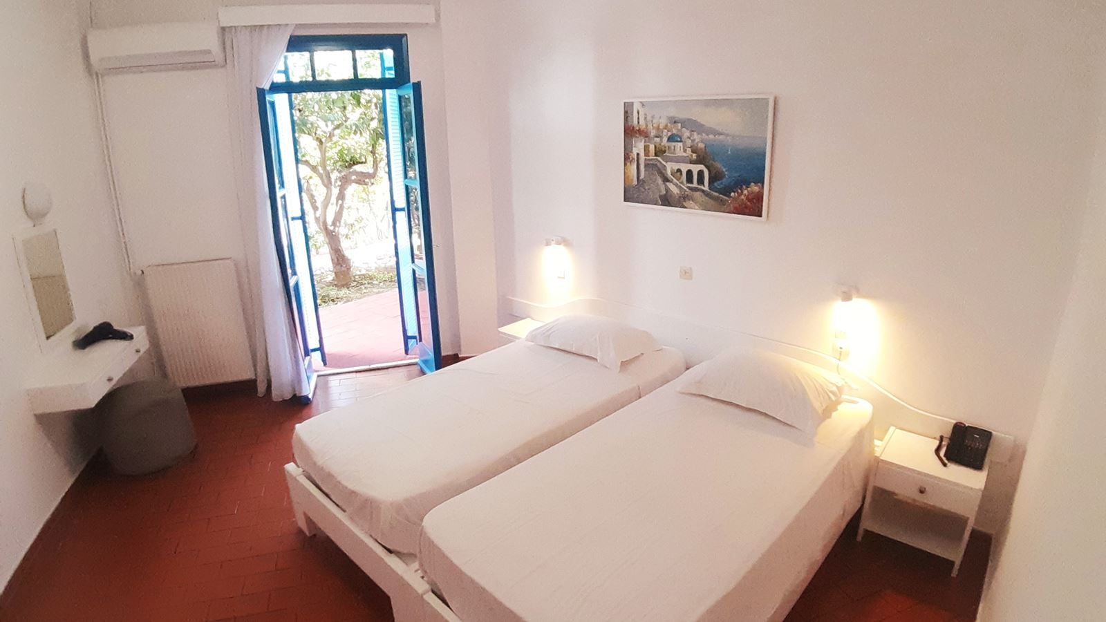 rooms-suite-maisonette-seaview--or-terrace