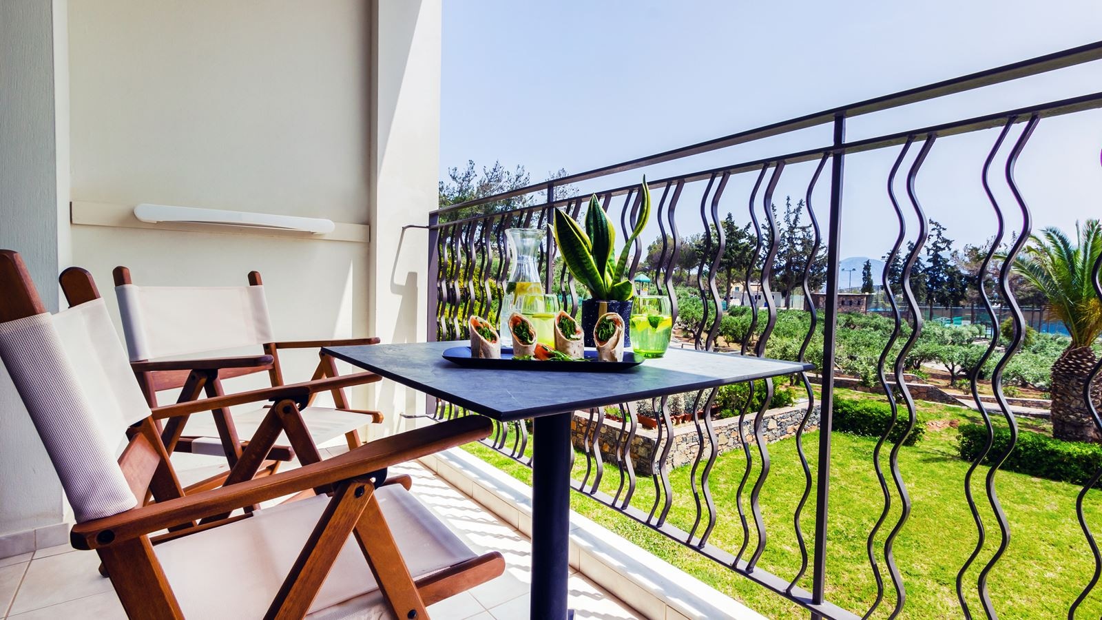 rooms-deluxe-single-room