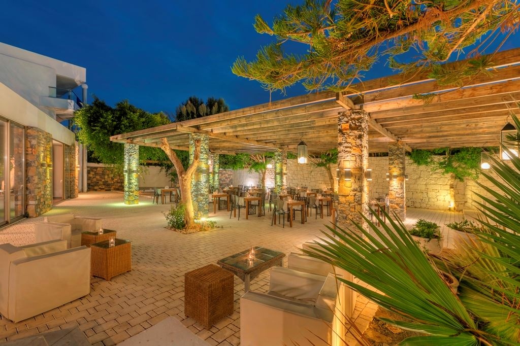 restaurants-main-building