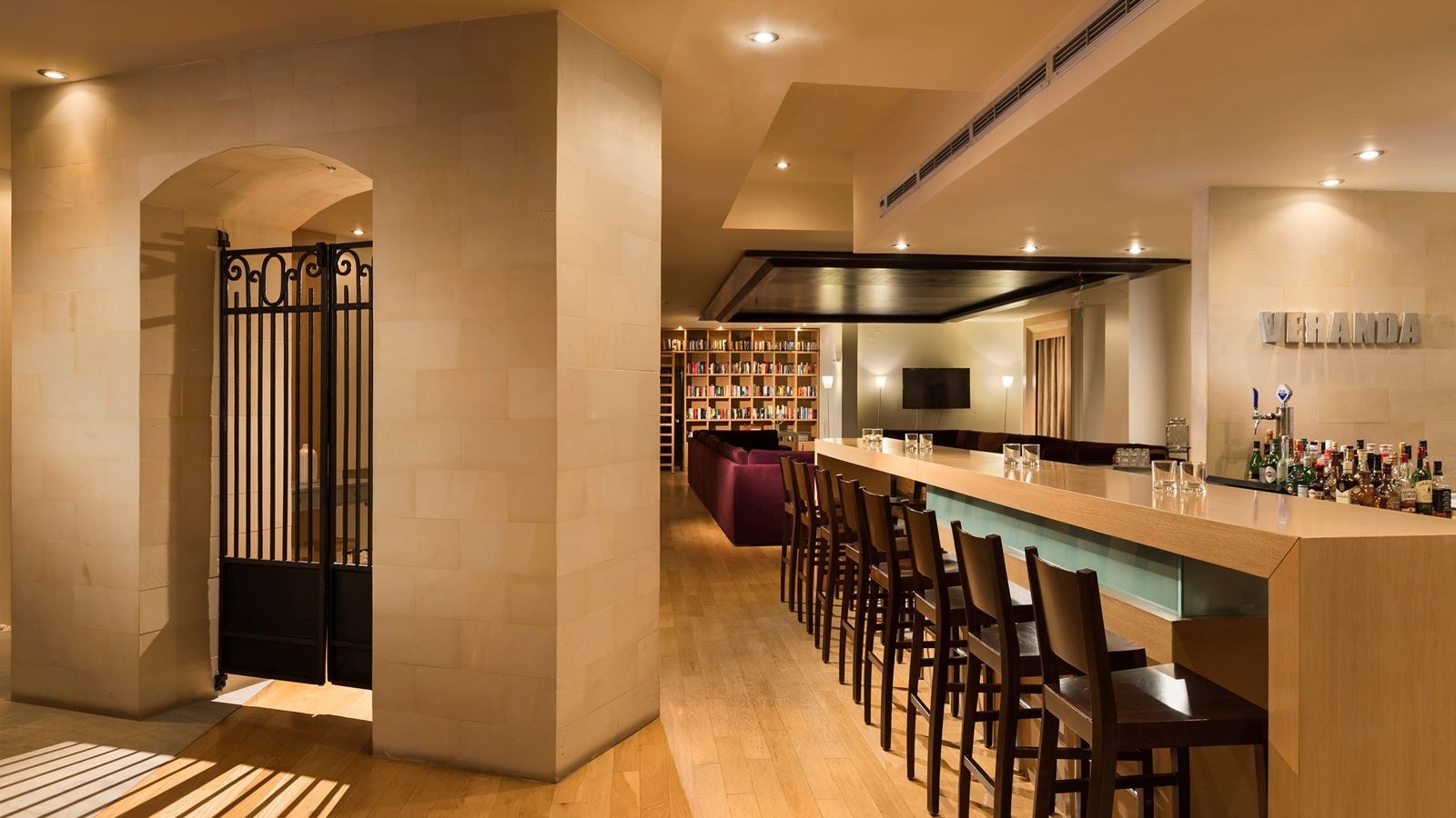 bars-the-veranda-bar