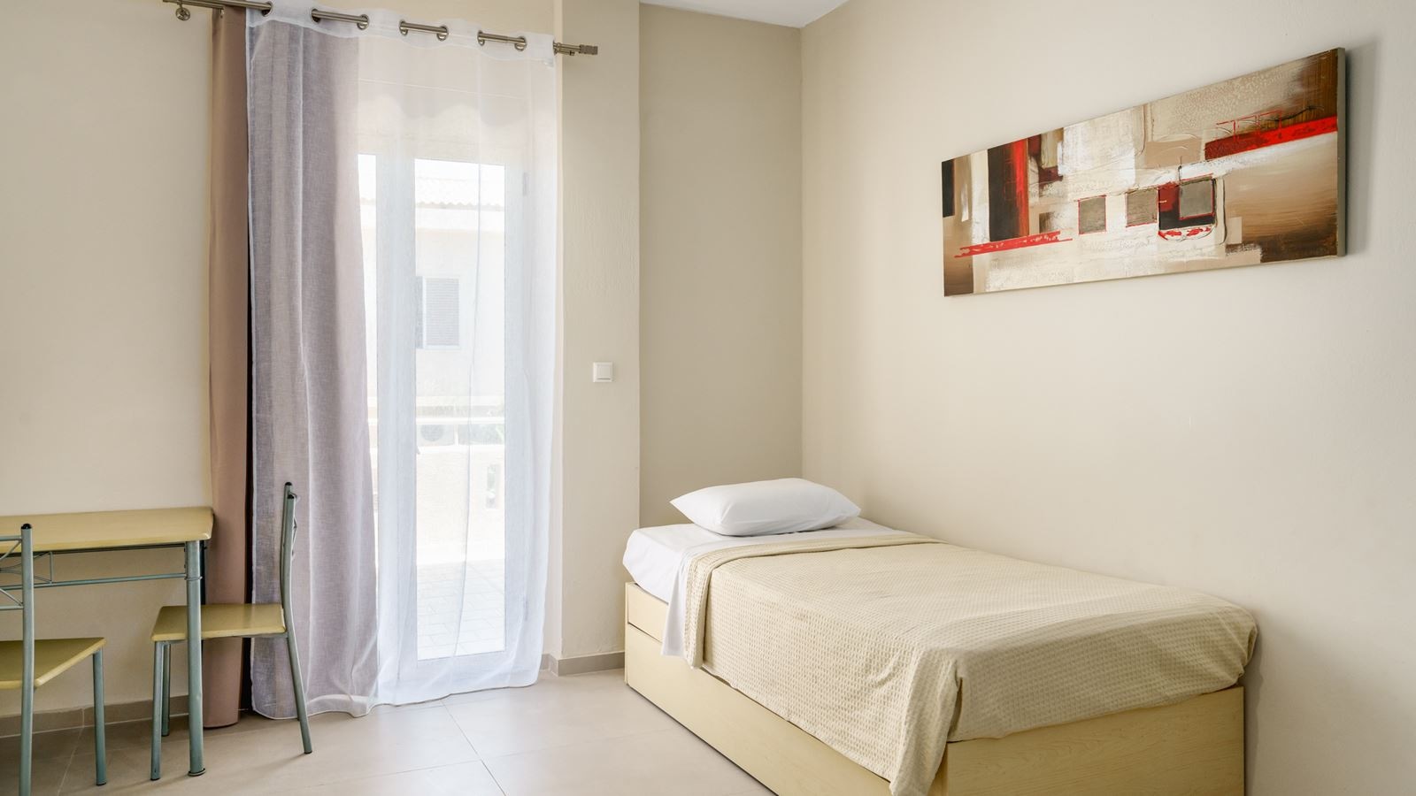 rooms-superior-family-with-balcony