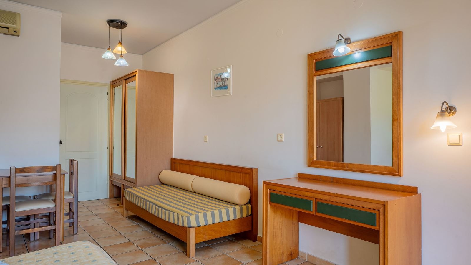 rooms-apartment-family-pool-view-balcony-or-terrace