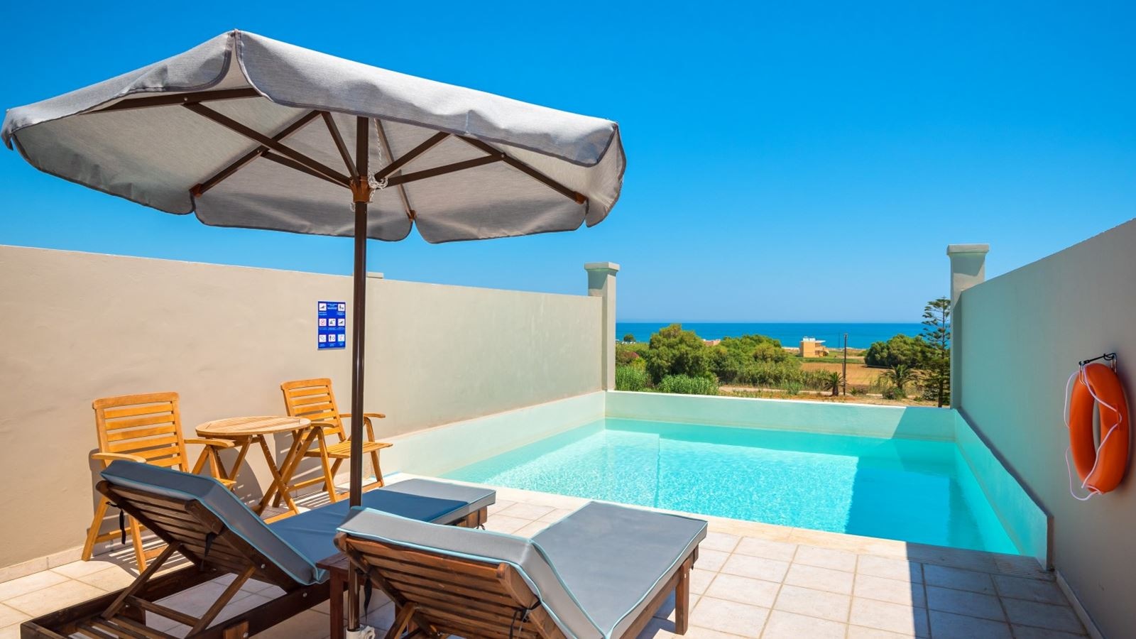 rooms-superior-suite-sea-view-private-pool