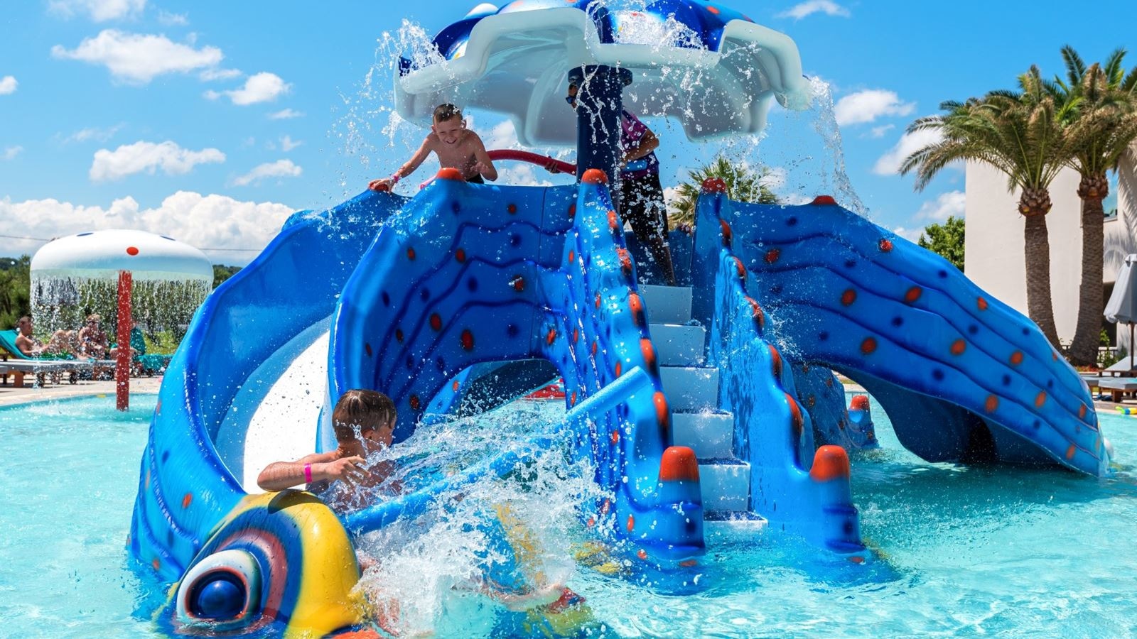 pools-outdoor-childrens-pool