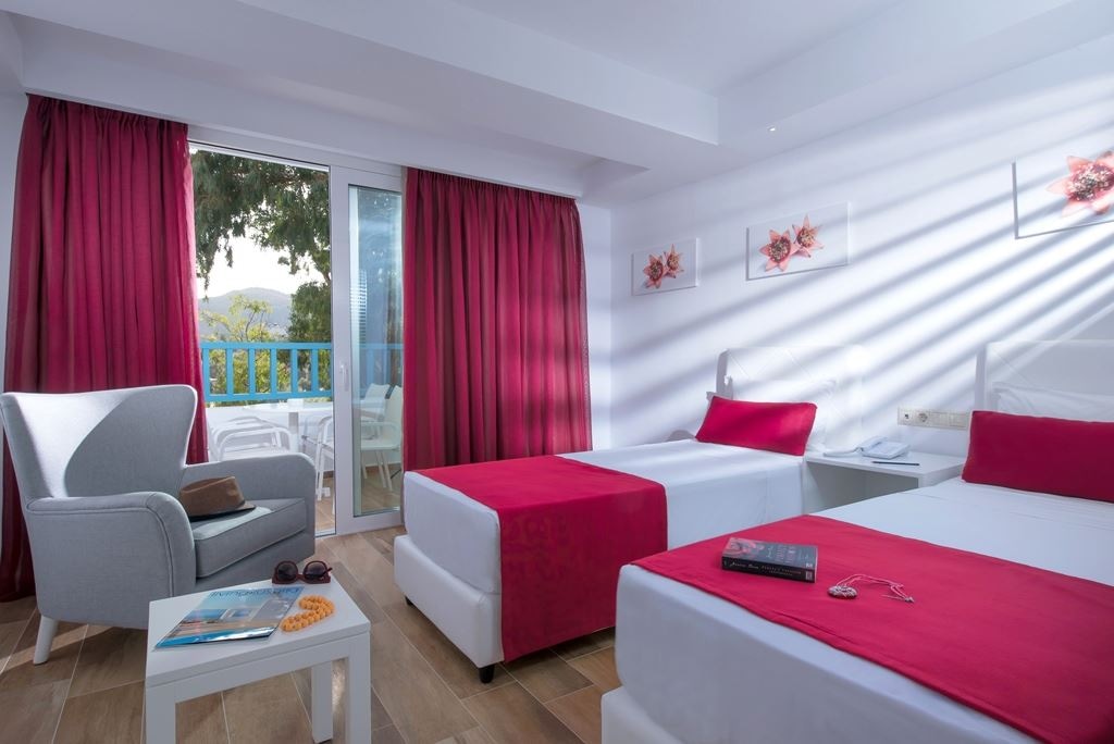 rooms-room-superior-family