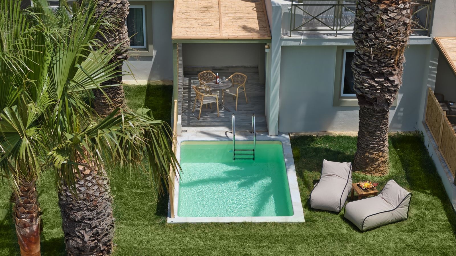 rooms-superior-bungalow-private-pool