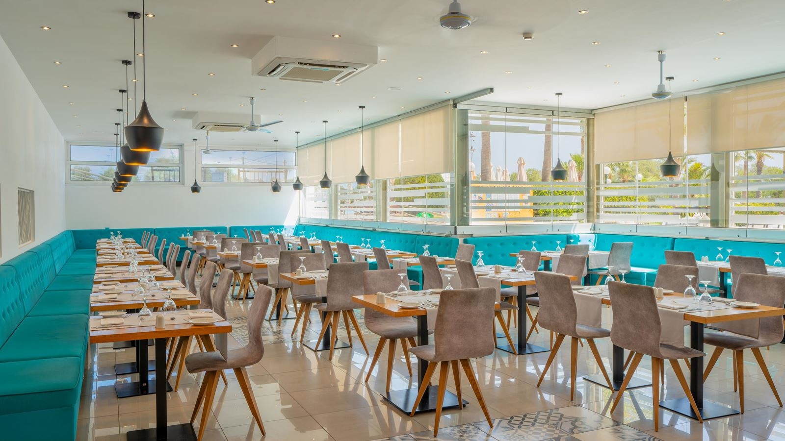 restaurants-athena-main-restaurant