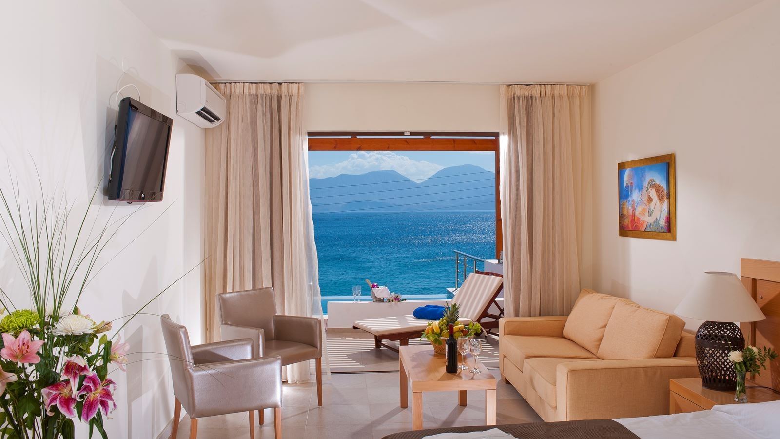 rooms-room-superior-sea-view-pool