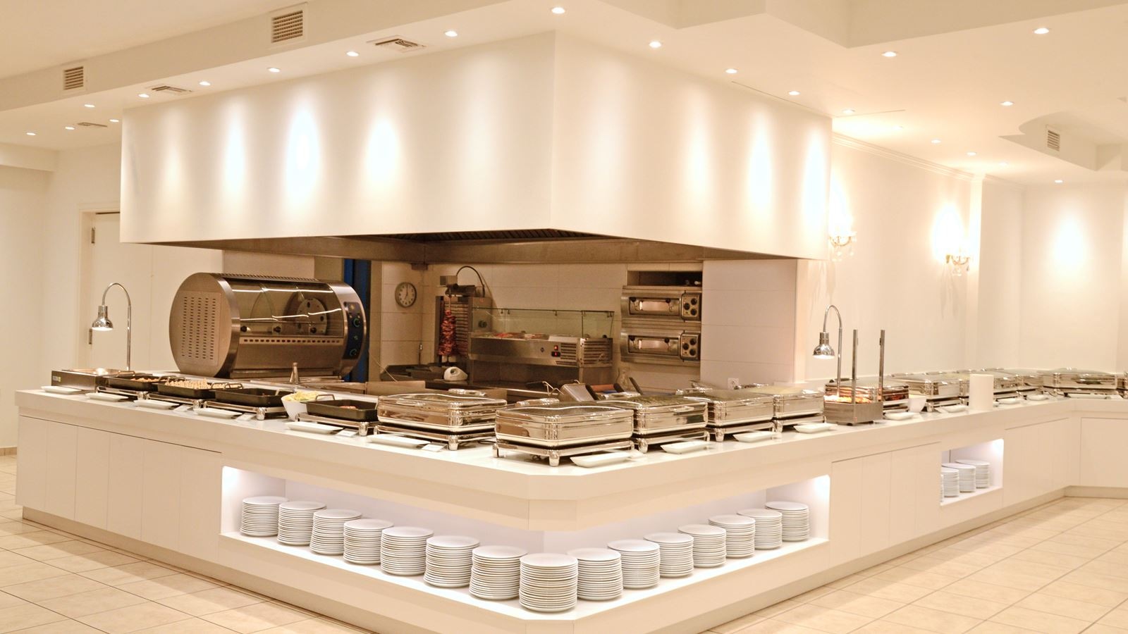 restaurants-calypso-main-restaurant