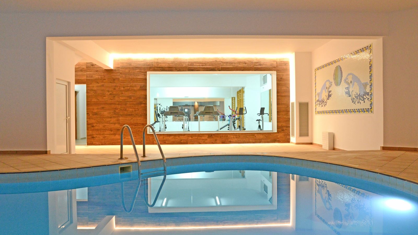 pools-indoor-pool
