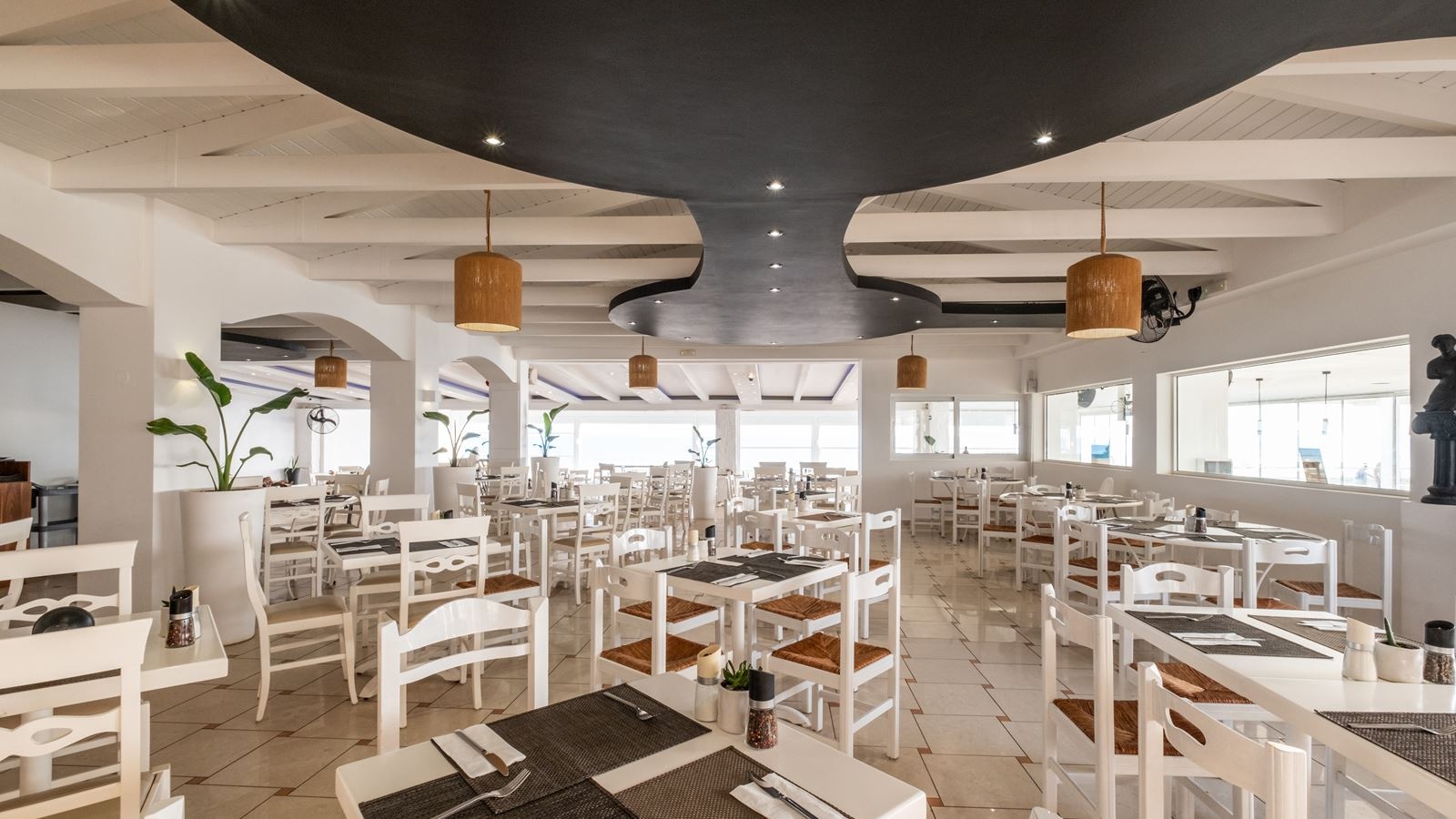 restaurants-main-restaurant