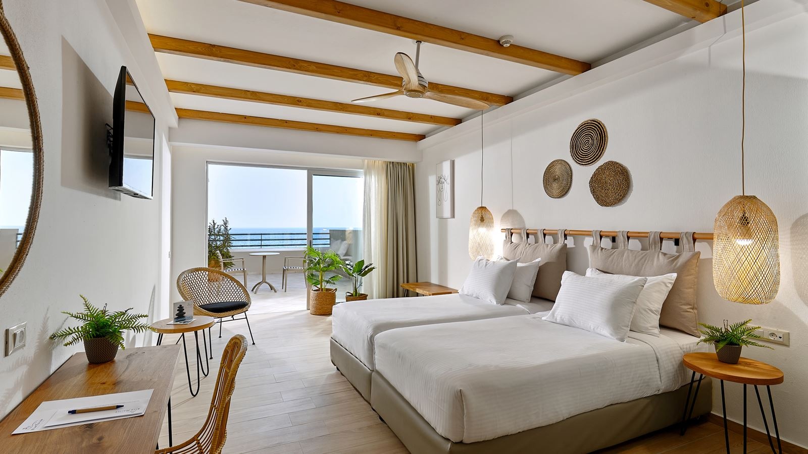 rooms-room-superior-double-sea-view