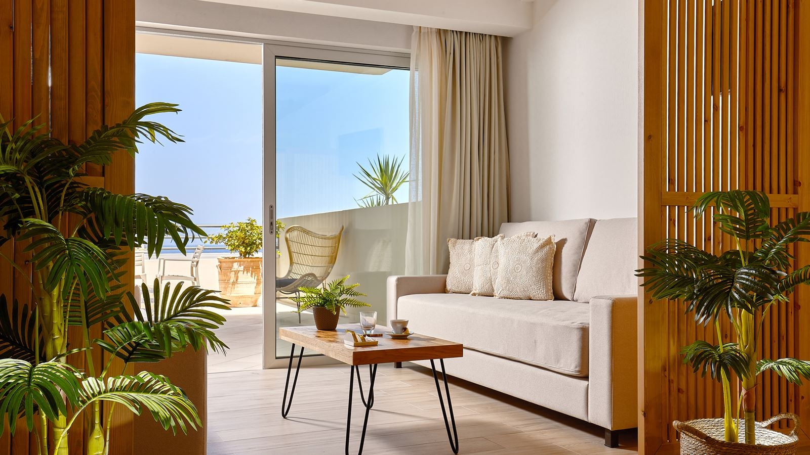 rooms-family-superior-sea-view