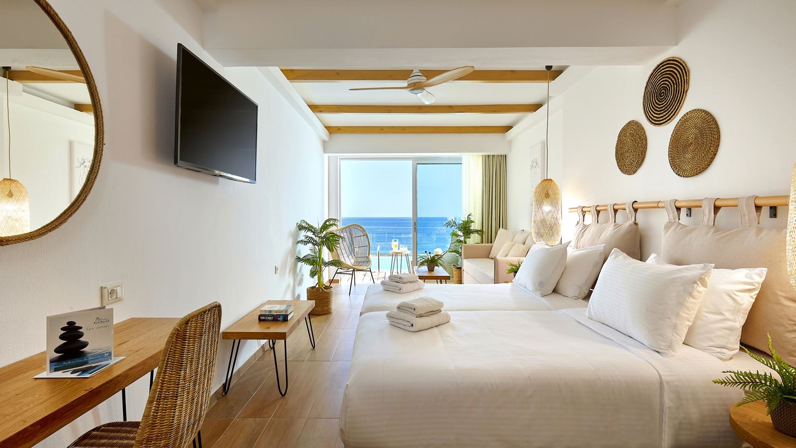 rooms-room-superior-swim-up