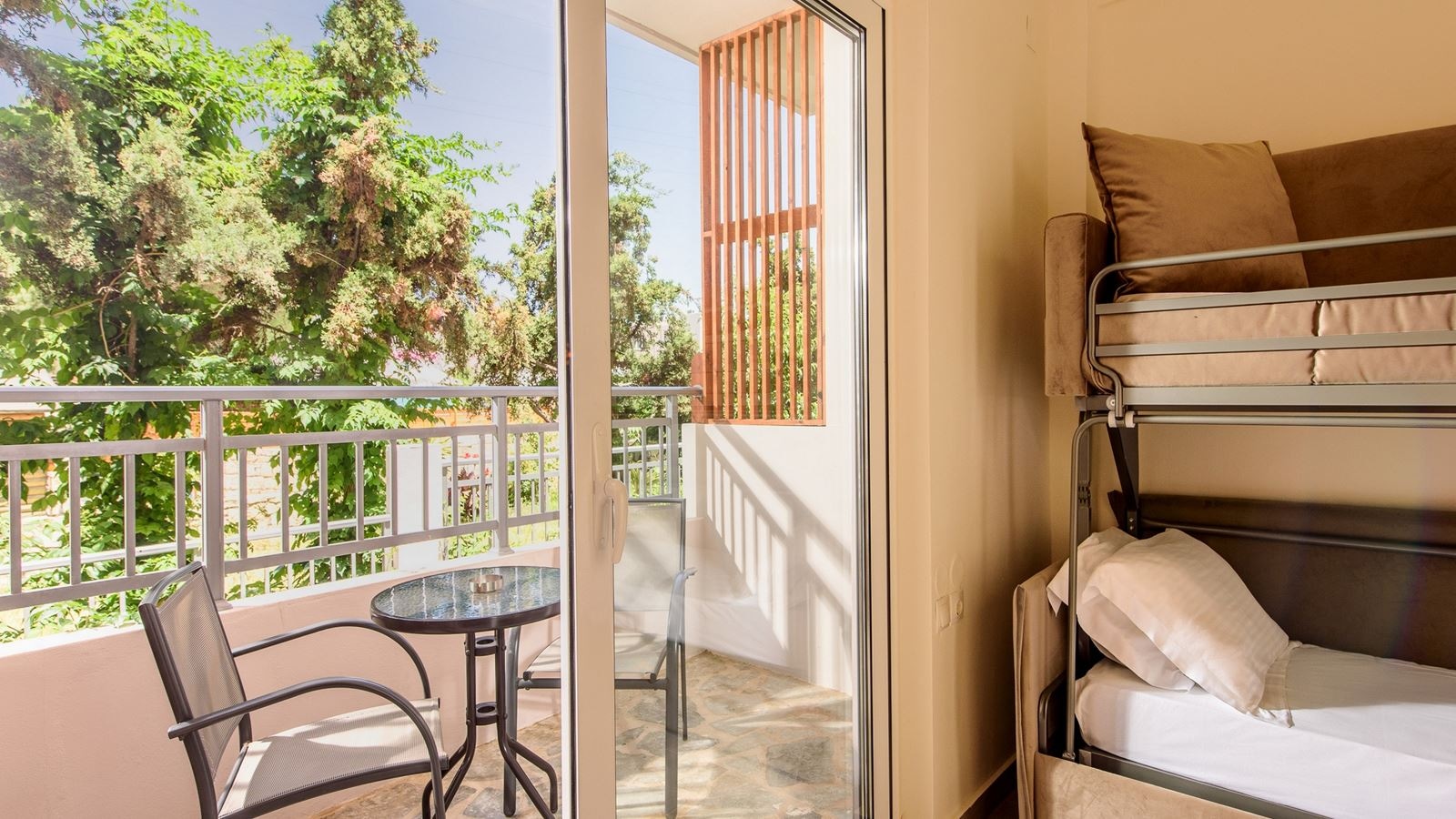 rooms-room-family-open-plan