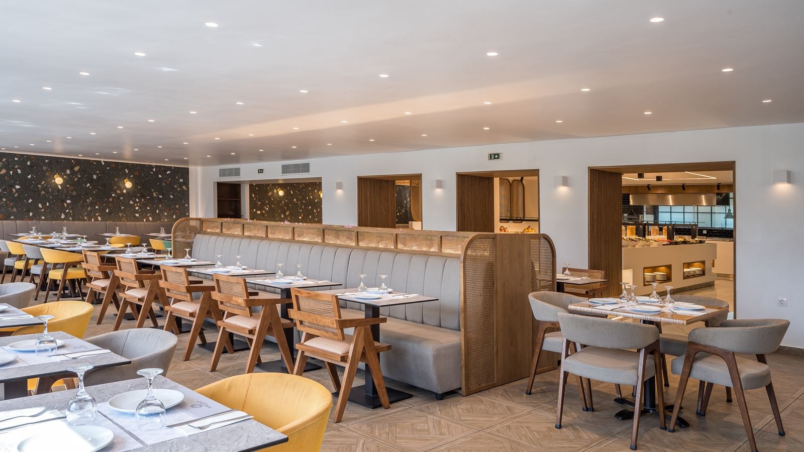 restaurants-main-restaurant