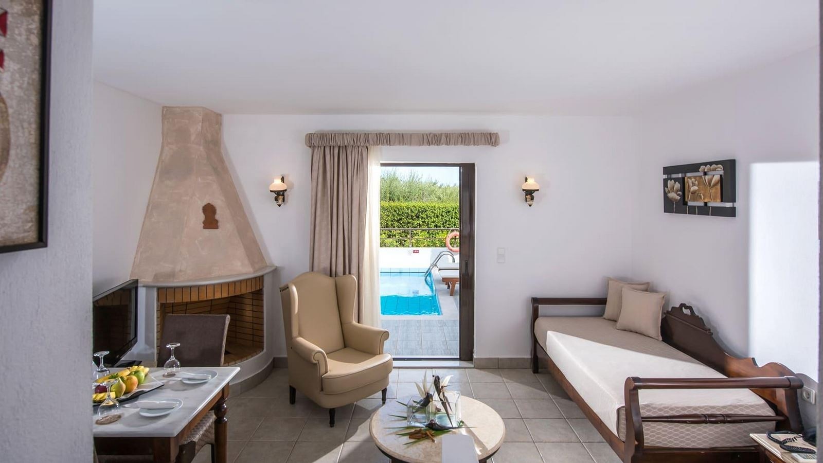 rooms-maisonette-privatepool