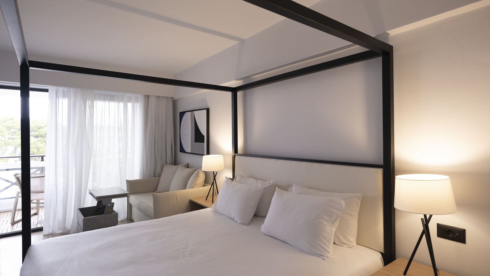 rooms-double-standard-side-sea-view